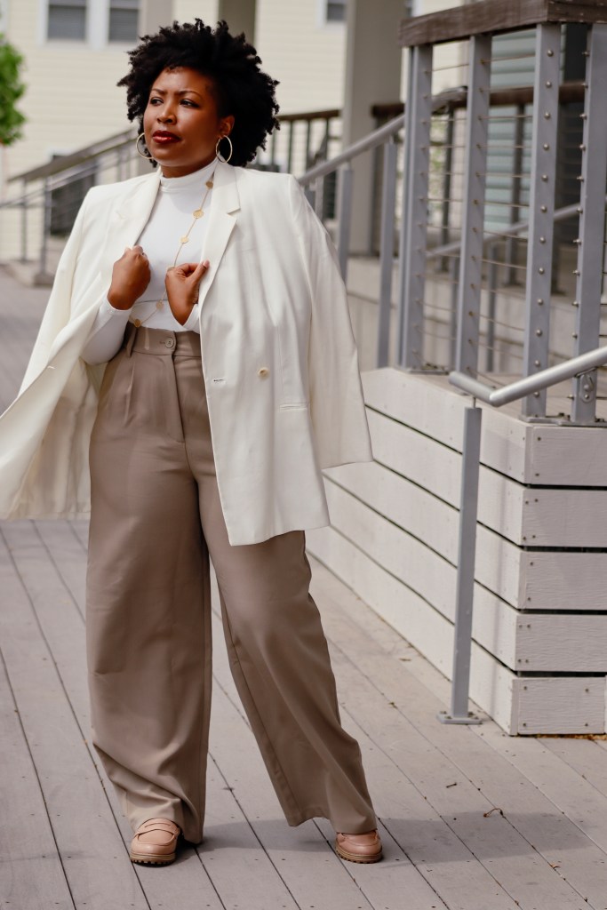 khaki pants outfit