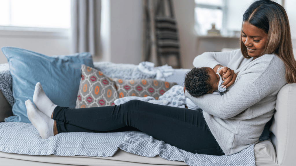 Essential Breastfeeding Tips For Newborn&nbsp;Moms