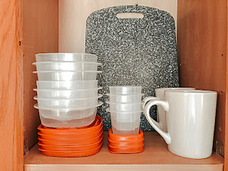 Tips On How To Organize A Tiny Pantry - Being Ecomomical