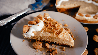 Easy And Decadent Cashew Cream  Pie With Chocolate Chip Cookie&nbsp;Crust