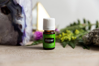 6 Best Essential Oils For Sleep - Being Ecomomical