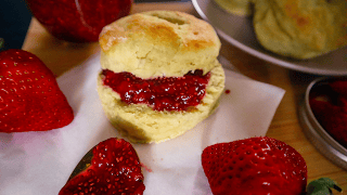 Easy Homemade Vegan&nbsp;Biscuits