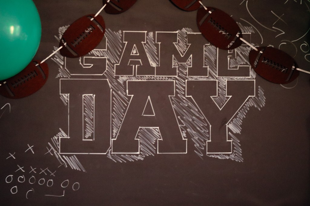 football party decor ideas