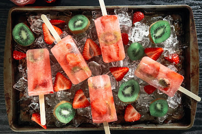 Easy Homemade Strawberry Kiwi Popsicles 