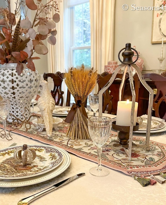 thanksgiving table decor | thanksgiving tablescape | thanksgiving table ideas | thanksgiving table setting ideas | thanksgiving table decor ideas | thanksgiving table settings