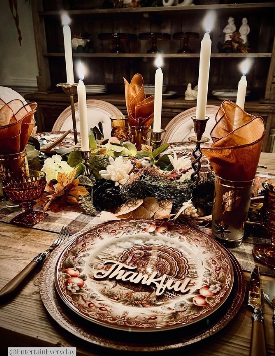 thanksgiving table decor | thanksgiving tablescape | thanksgiving table ideas | thanksgiving table setting ideas | thanksgiving table decor ideas | thanksgiving table settings