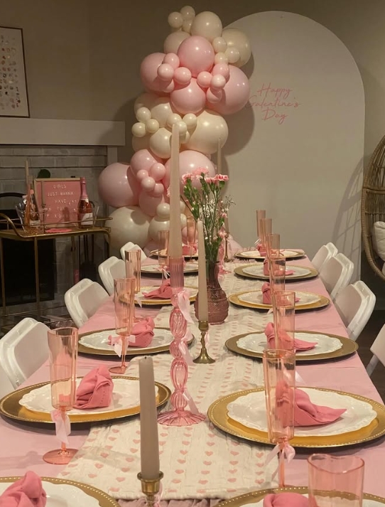 Galentine's Day decor ideas
Valentine’s Day party inspiration
Romantic table settings
Balloon garlands for parties
Pink and red party themes
Heart-themed party decor
Galentine’s photo backdrops
Creative Valentine’s desserts
DIY Galentine’s Day ideas
