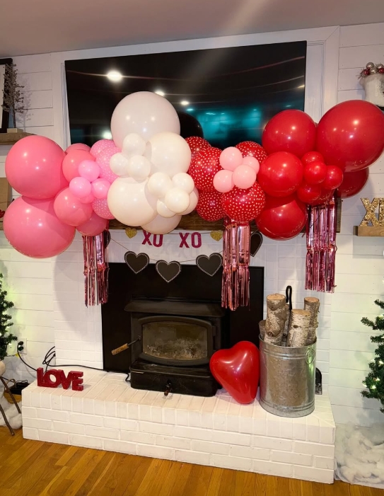 Galentine's Day decor ideas
Valentine’s Day party inspiration
Romantic table settings
Balloon garlands for parties
Pink and red party themes
Heart-themed party decor
Galentine’s photo backdrops
Creative Valentine’s desserts
DIY Galentine’s Day ideas