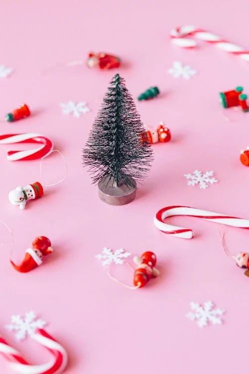Christmas iPhone wallpaper
Festive phone background
Holiday-themed wallpaper for iPhone
Christmas lock screen background
Winter wallpaper for mobile devices
Free Christmas wallpaper for iPhone
Minimalist holiday wallpaper
Cute Christmas phone wallpaper
Elegant Christmas background for iPhone
Cozy holiday wallpaper for mobile