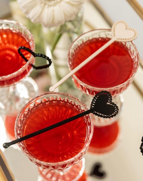 Galentine's Day decor ideas
Valentine’s Day party inspiration
Romantic table settings
Balloon garlands for parties
Pink and red party themes
Heart-themed party decor
Galentine’s photo backdrops
Creative Valentine’s desserts
DIY Galentine’s Day ideas