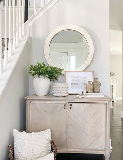 spring home decor | spring decorating ideas | seasonal home decor | spring decor inspiration | light and airy home decor | spring centerpiece ideas | Easter home decor | farmhouse spring decor | rustic spring decor | vintage spring decor | cozy spring living room | spring entryway decor | spring floral arrangement | pastel home accents | cottagecore spring style | spring tablescape ideas | spring vignette styling | fresh flower home display | DIY spring decor | budget-friendly spring decorating