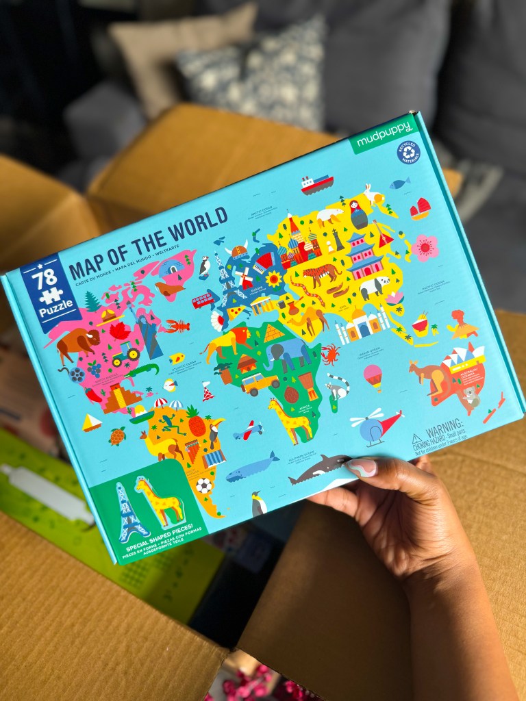 Mudpuppy Map of the World 78-piece geography puzzle for young homeschool students.