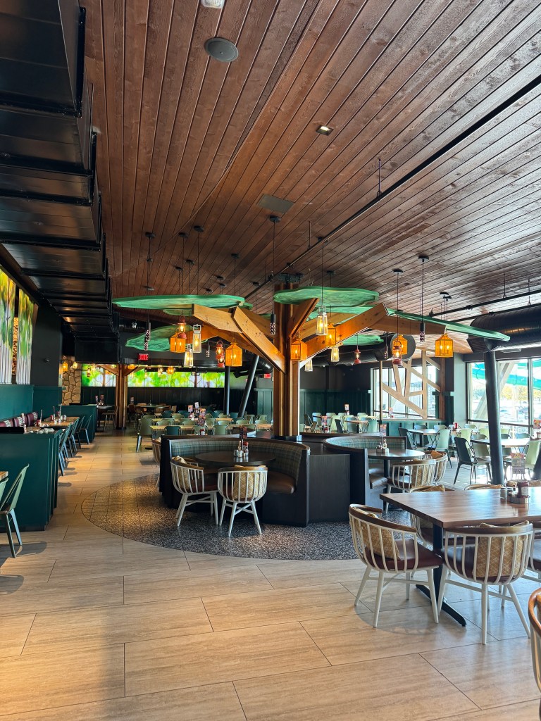 Seating area at Timbers and Tables at Great Wolf Lodge in Grapevine, Texas